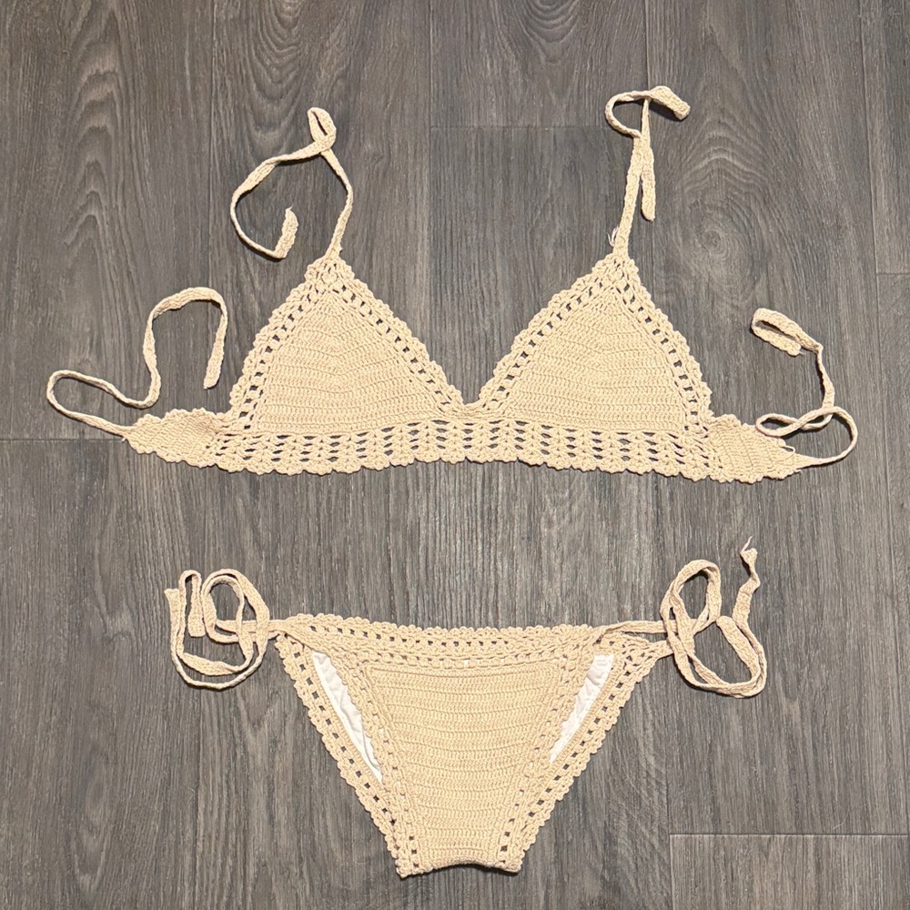 Retro 70s Crochet Bikini Set in Cream XS